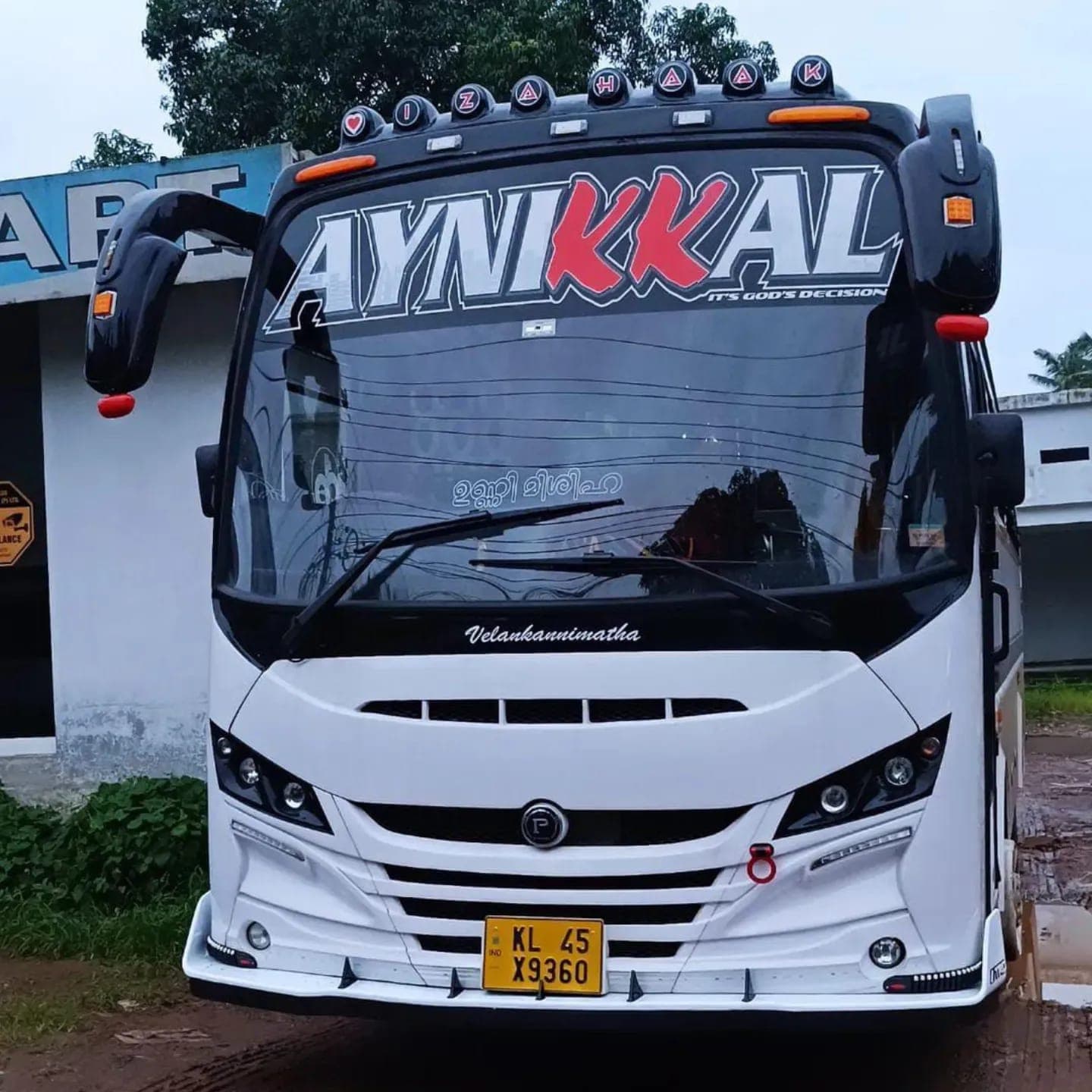 Tourist Bus